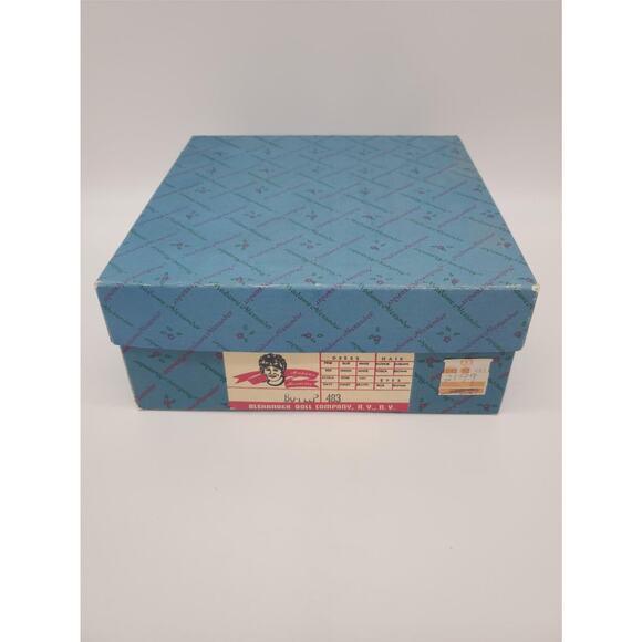 Madame Alexander Dolls - Bobeep 483 - Picture 5 of 5